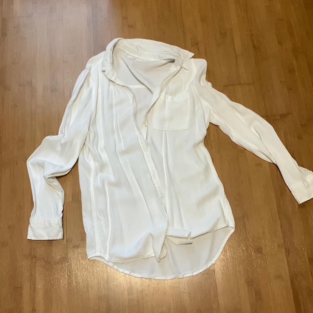 Aeropostale button up top